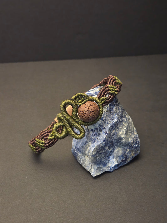 Constrictor Grip: Earthy Shades